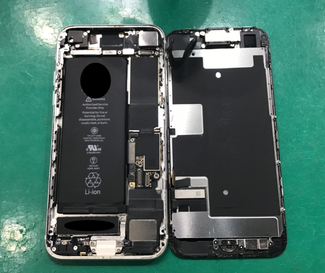 iPhoneSE2の修理はデータそのまま・最短即日修理のスマホ修理工房中野ブロードウェイ店にご相談ください！！